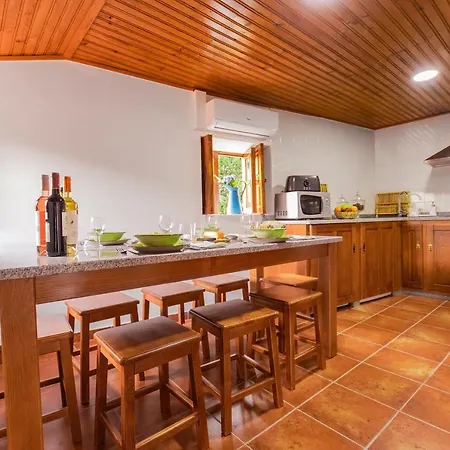 Dos Cedros Pereira (Braganca)